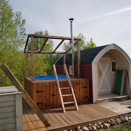 „miedzy Polami” *